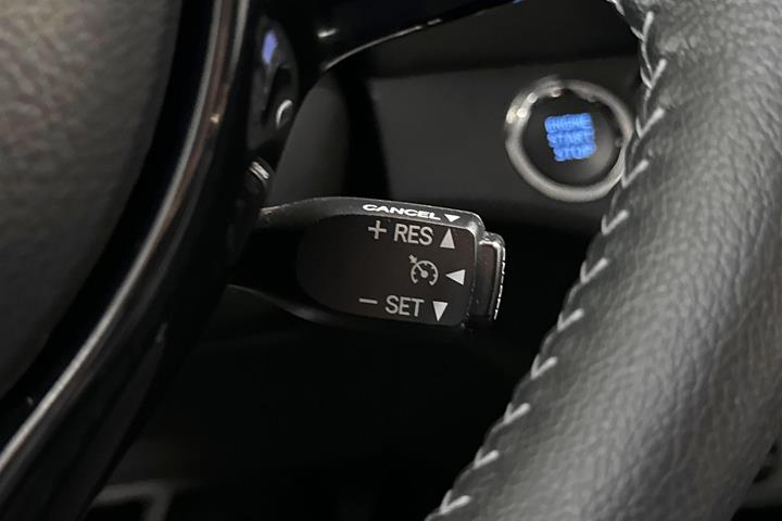 Hvid Toyota Yaris fra 2019