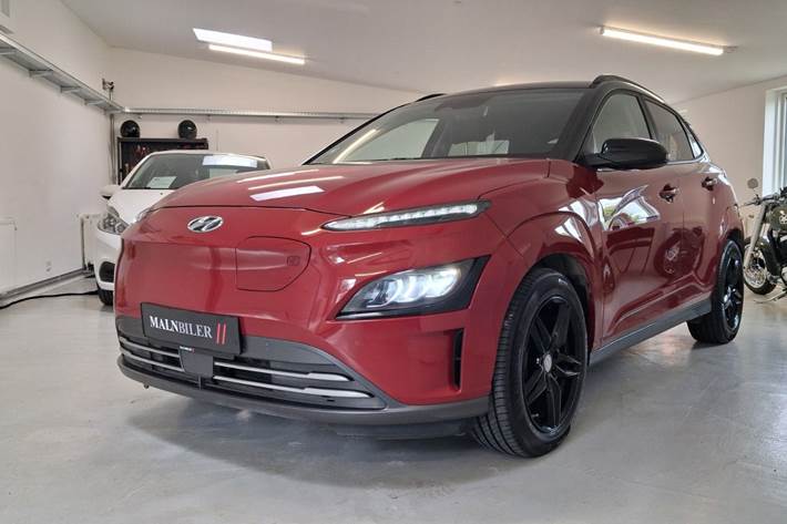 Rød Hyundai Kona fra 2022