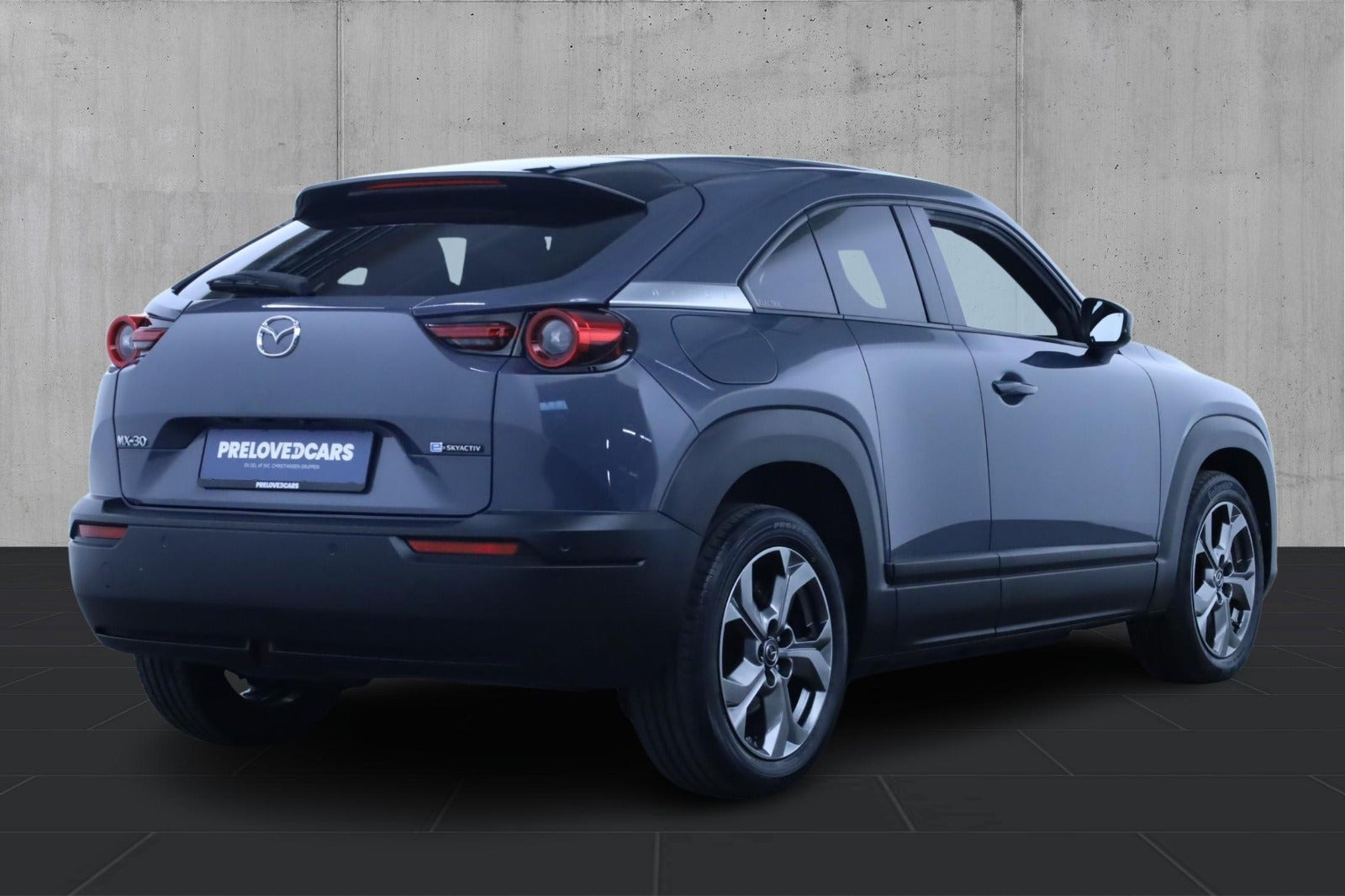 Blå Mazda MX-30 fra 2020