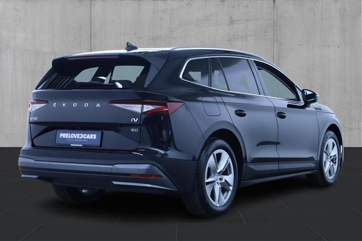 Sort Skoda Enyaq fra 2023