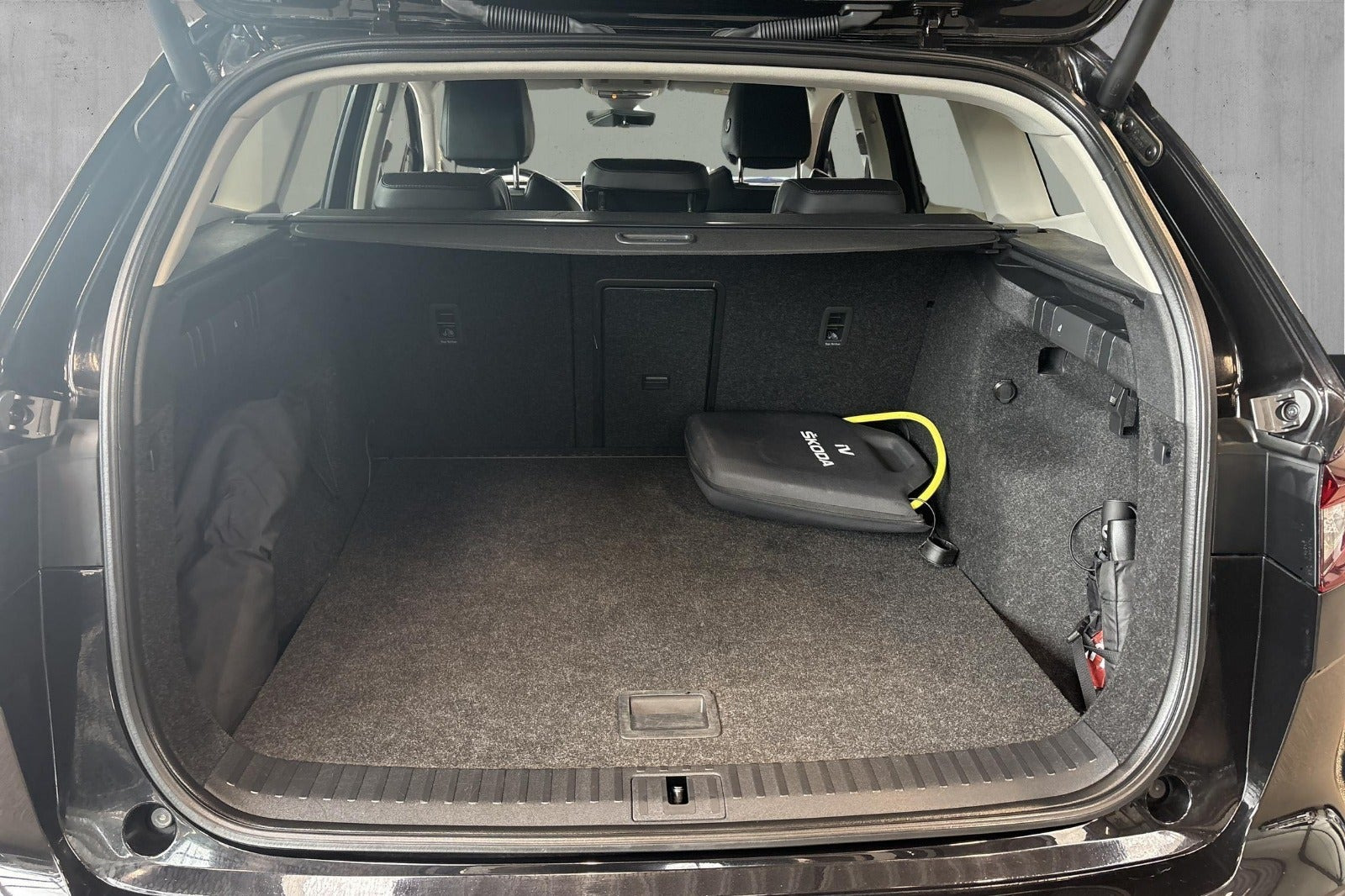 Sort Skoda Enyaq fra 2023