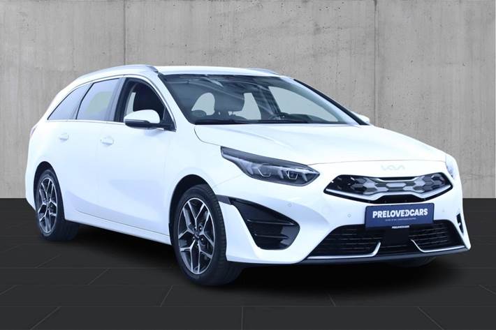 Hvid Kia Ceed fra 2022