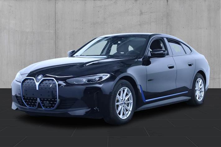 Sort BMW i4 fra 2023