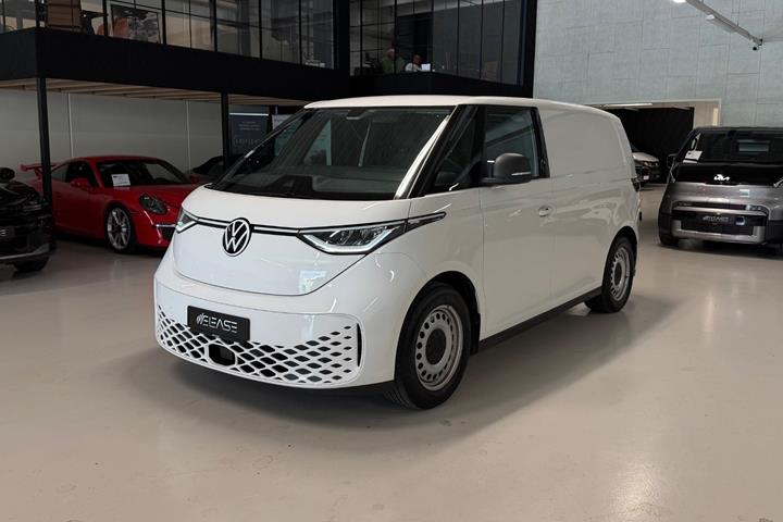 Hvid VW ID.Buzz fra 2024 set udefra