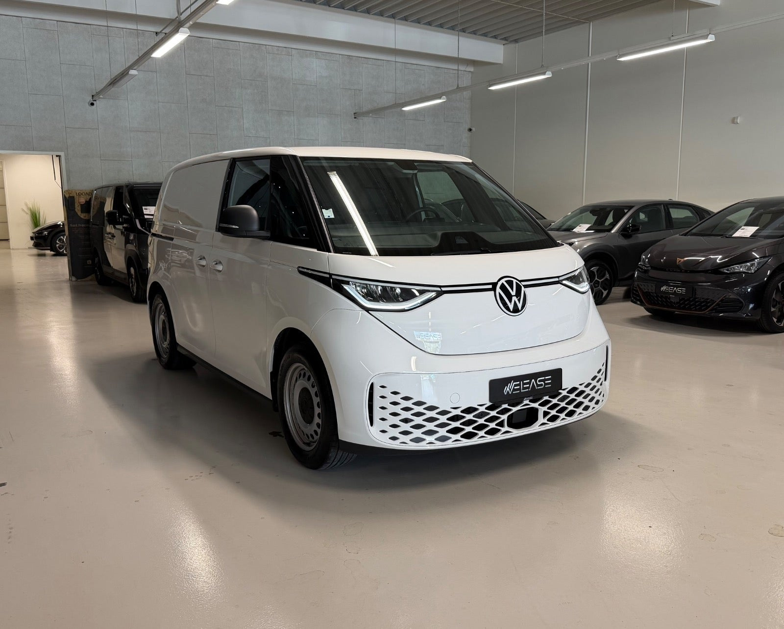 Hvid VW ID.Buzz fra 2024