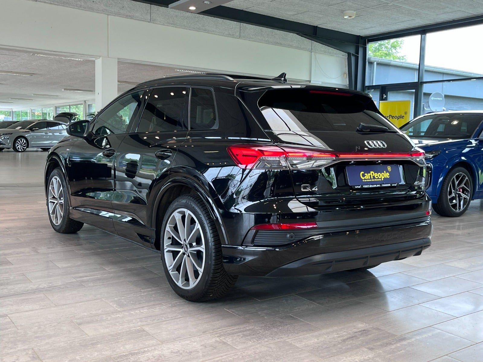 Sort Audi Q4 e-tron fra 2024
