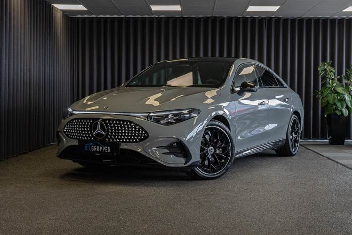 Grå Mercedes CLA250+ fra 2025