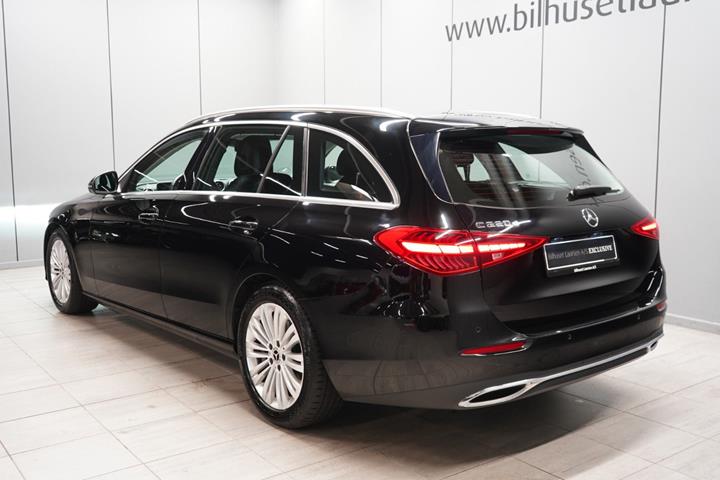 Sort Mercedes C220 d fra 2021
