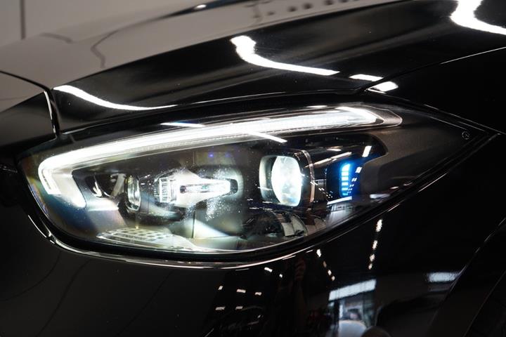 Sort Mercedes C220 d fra 2021