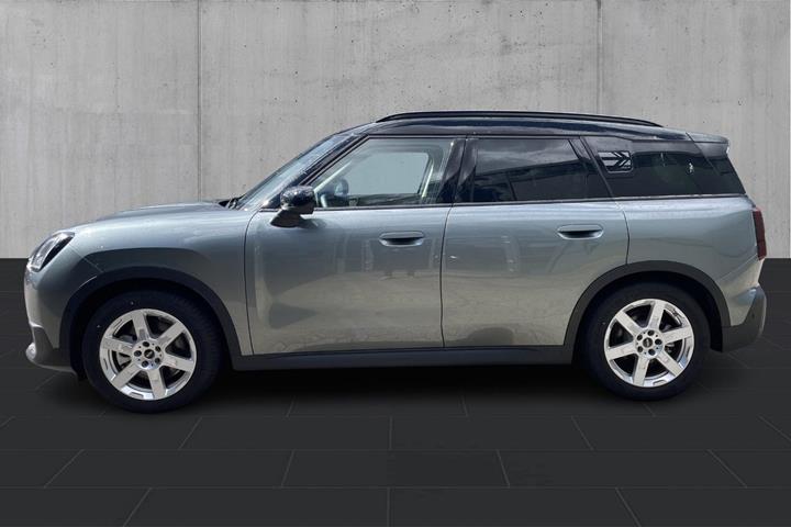 Grøn Mini Countryman SE fra 2025