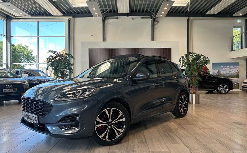 Ford Kuga 2,5 PHEV ST-Line X CVT