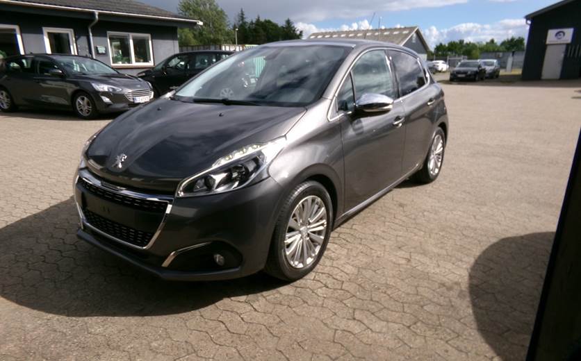 Peugeot 208 1,2 VTi 82 Selection