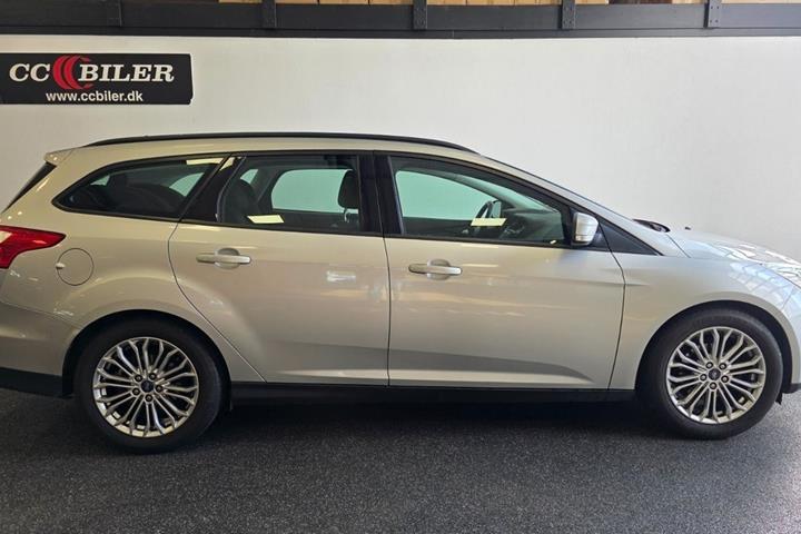 Sølv Ford Focus fra 2013