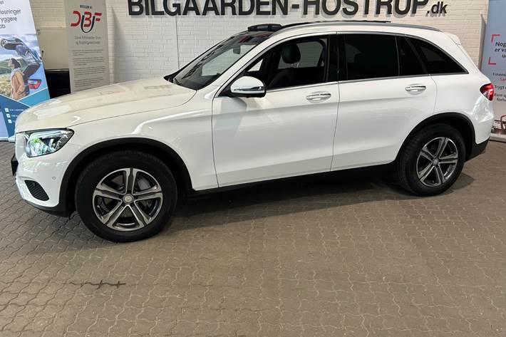 Hvid Mercedes GLC250 d fra 2016