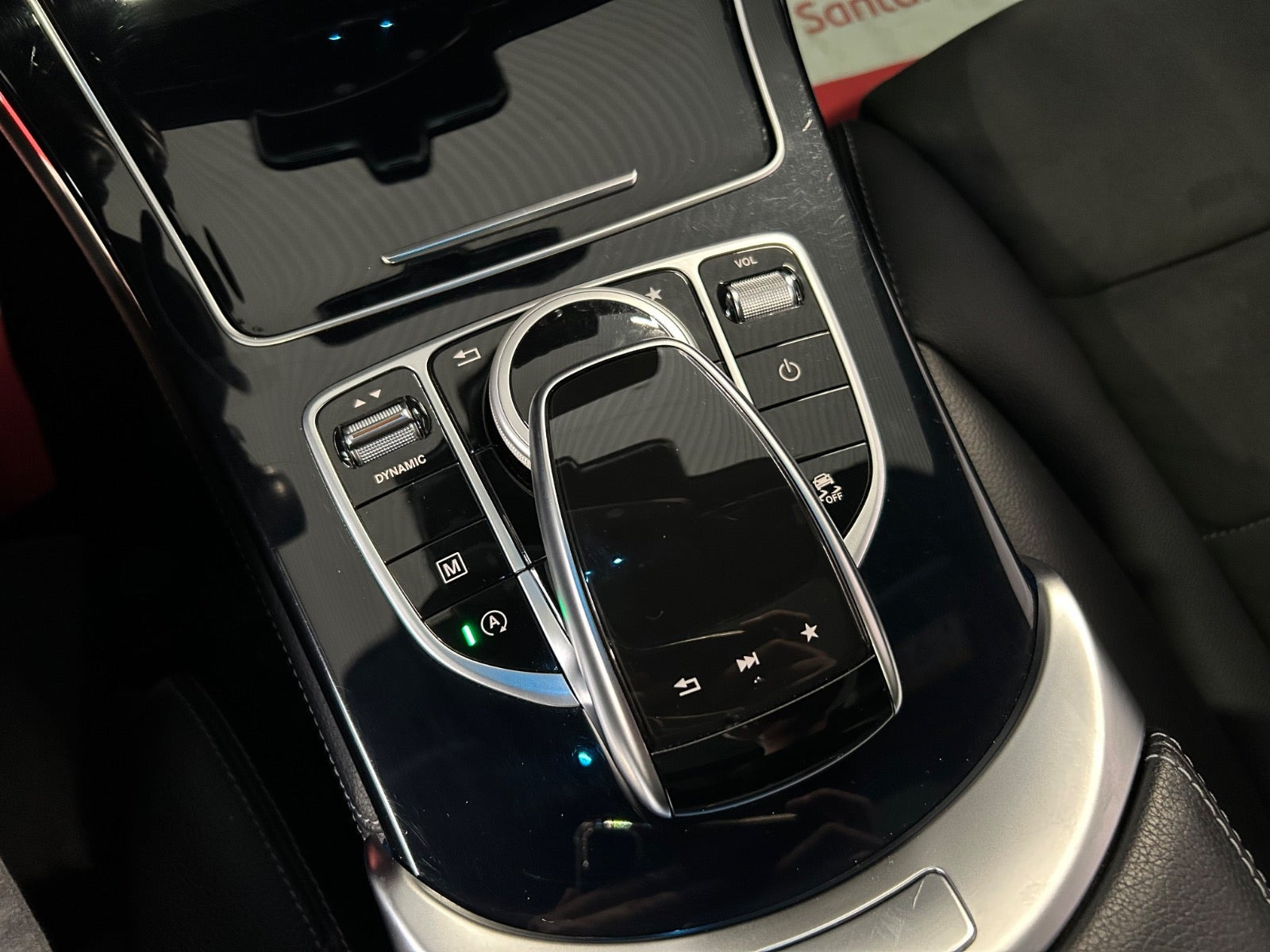 Hvid Mercedes GLC250 d fra 2016