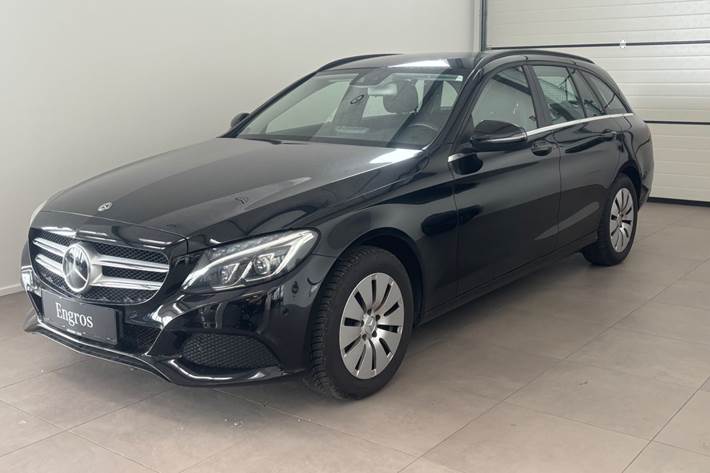 Sort Mercedes C220 d fra 2017