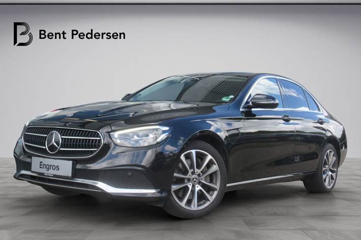 Sort Mercedes E300 de fra 2021