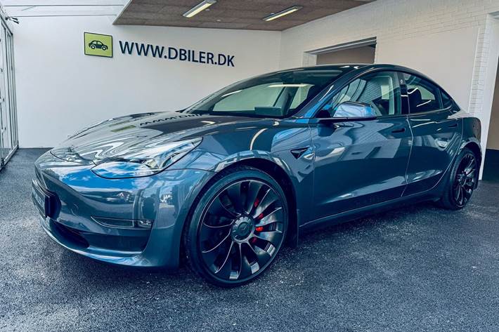 undefined Tesla Model 3 fra 2021
