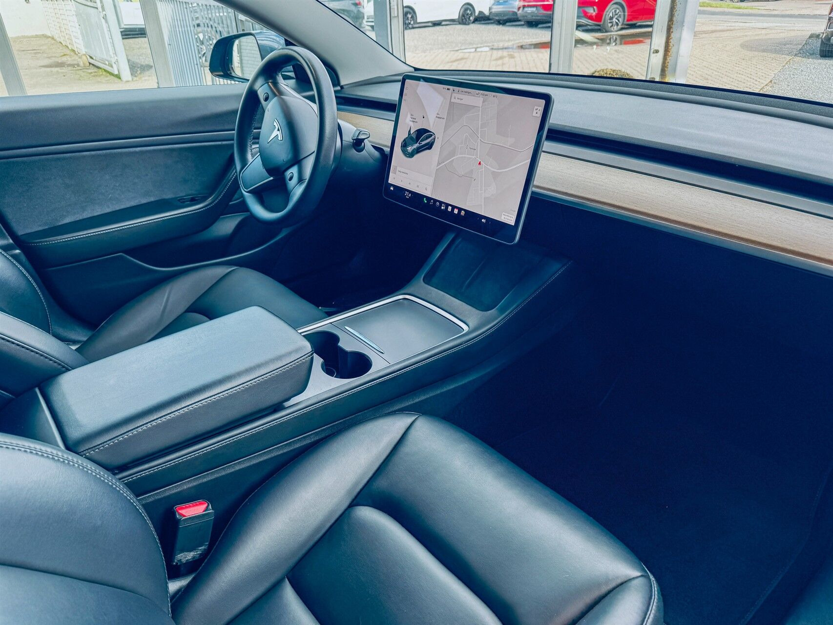 undefined Tesla Model 3 fra 2021 set indefra