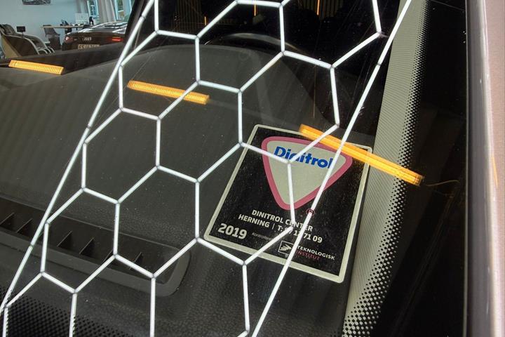 Sølv VW Polo fra 2019