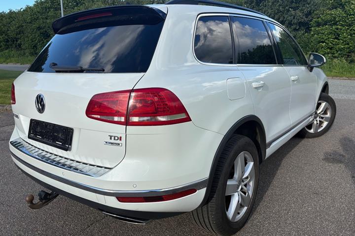 Hvid VW Touareg fra 2017
