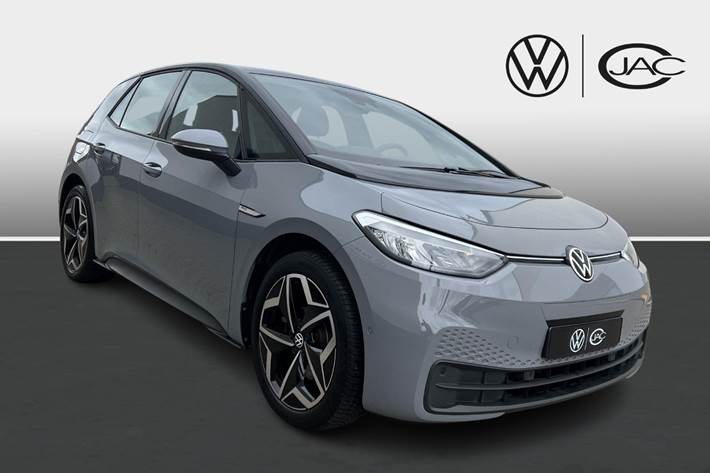 Grå VW ID.3 fra 2023 set udefra