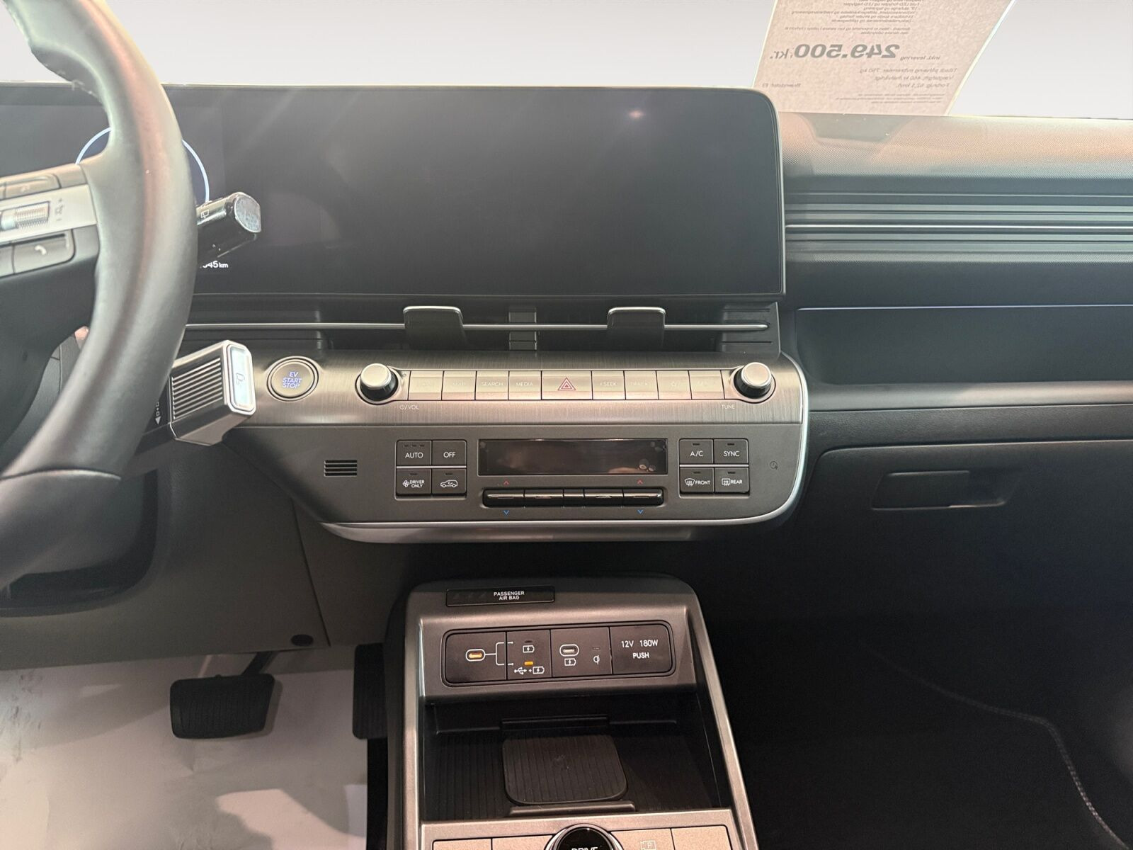 Hvid Hyundai Kona fra 2024