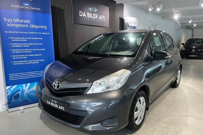 undefined Toyota Yaris fra 2012