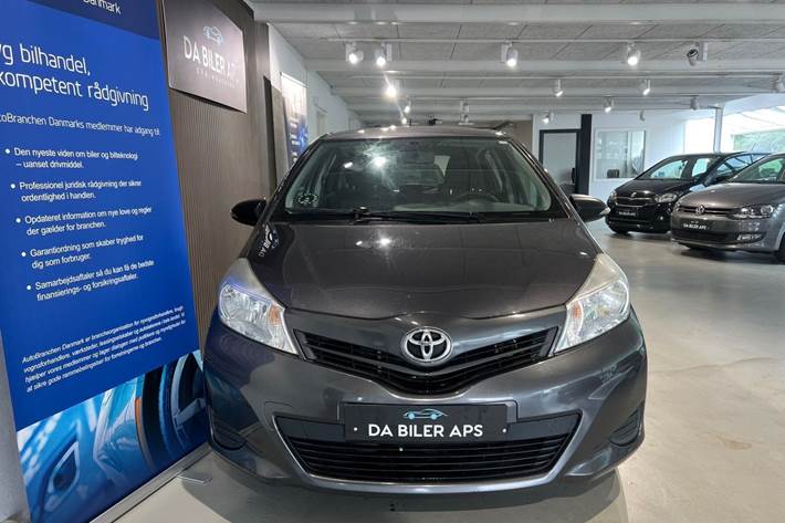 undefined Toyota Yaris fra 2012