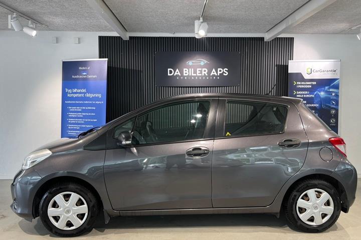 undefined Toyota Yaris fra 2012
