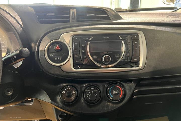 undefined Toyota Yaris fra 2012