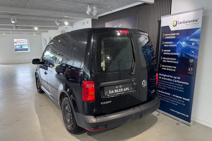 Gul VW Caddy fra 2015