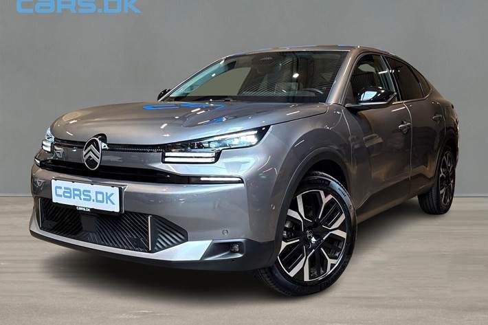 Grå Citroën ë-C4 X fra 2025 set udefra