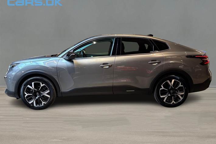 Grå Citroën ë-C4 X fra 2025