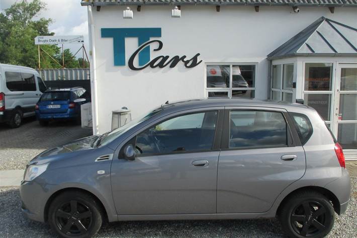 Sort Chevrolet Aveo fra 2010