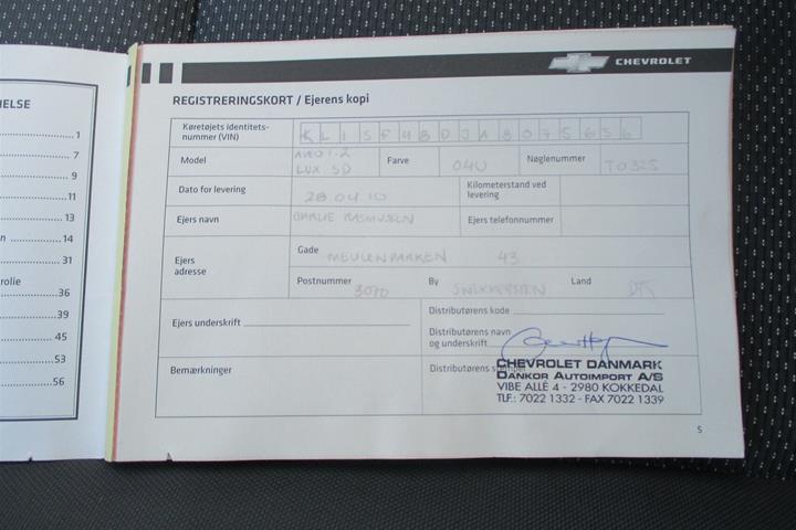 Sort Chevrolet Aveo fra 2010 set udefra