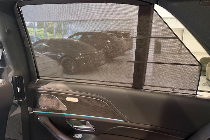 Sort Mercedes GLE350 de fra 2023