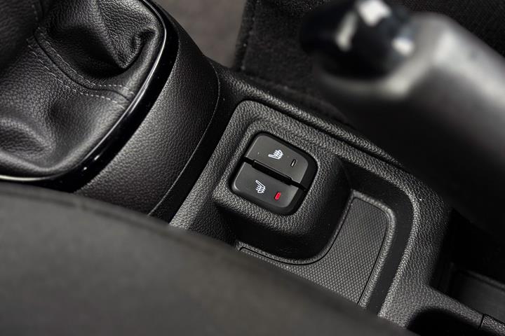 Rød Opel Karl fra 2016