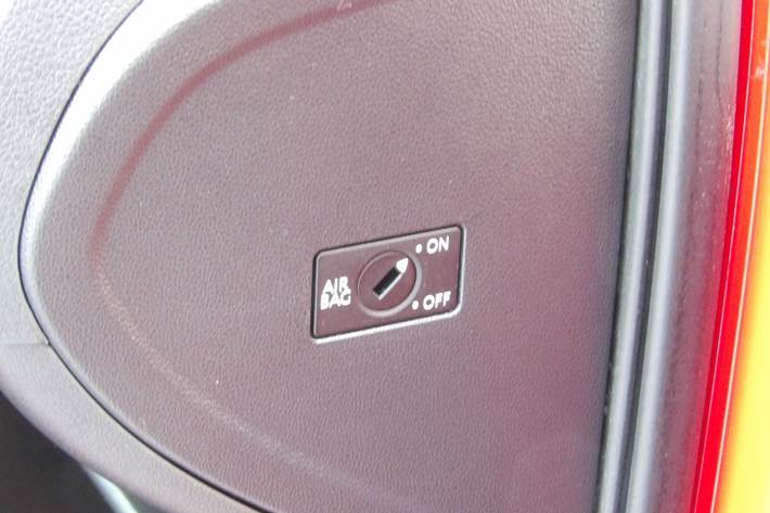 Rød Seat Mii fra 2016