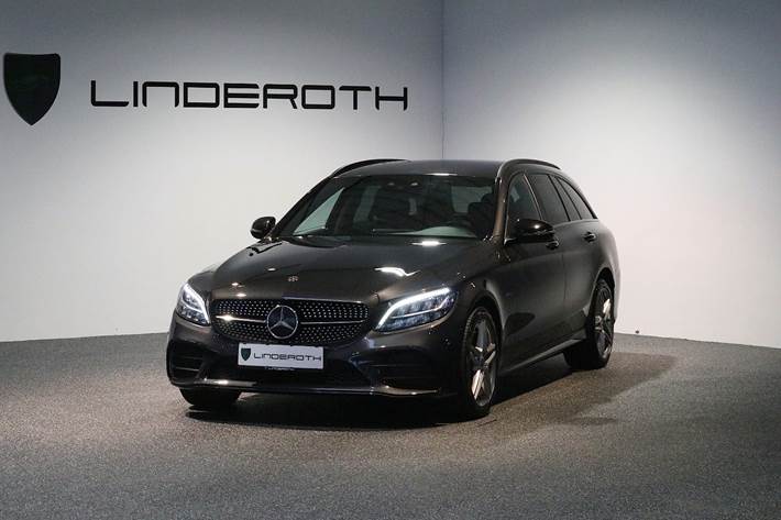 Grå Mercedes C300 de fra 2019
