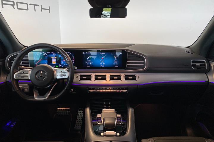 Orange Mercedes GLE450 fra 2019