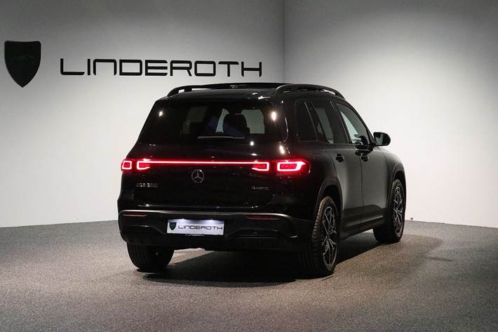 Sort Mercedes EQB350 fra 2023