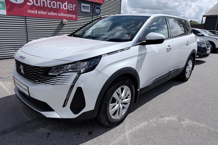 Hvid Peugeot 5008 fra 2021