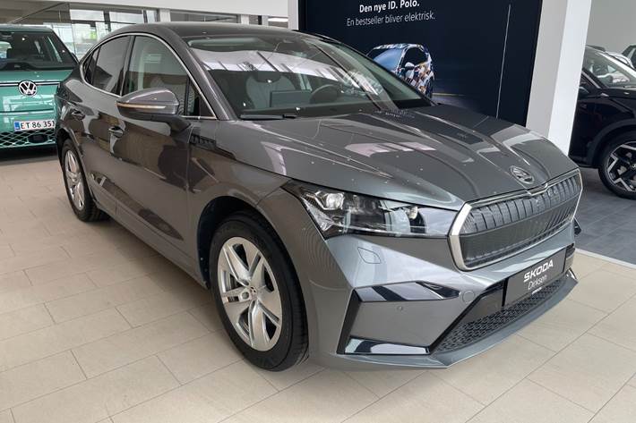 Grå Skoda Enyaq fra 2024