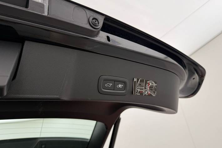 Sort Volvo XC40 fra 2021