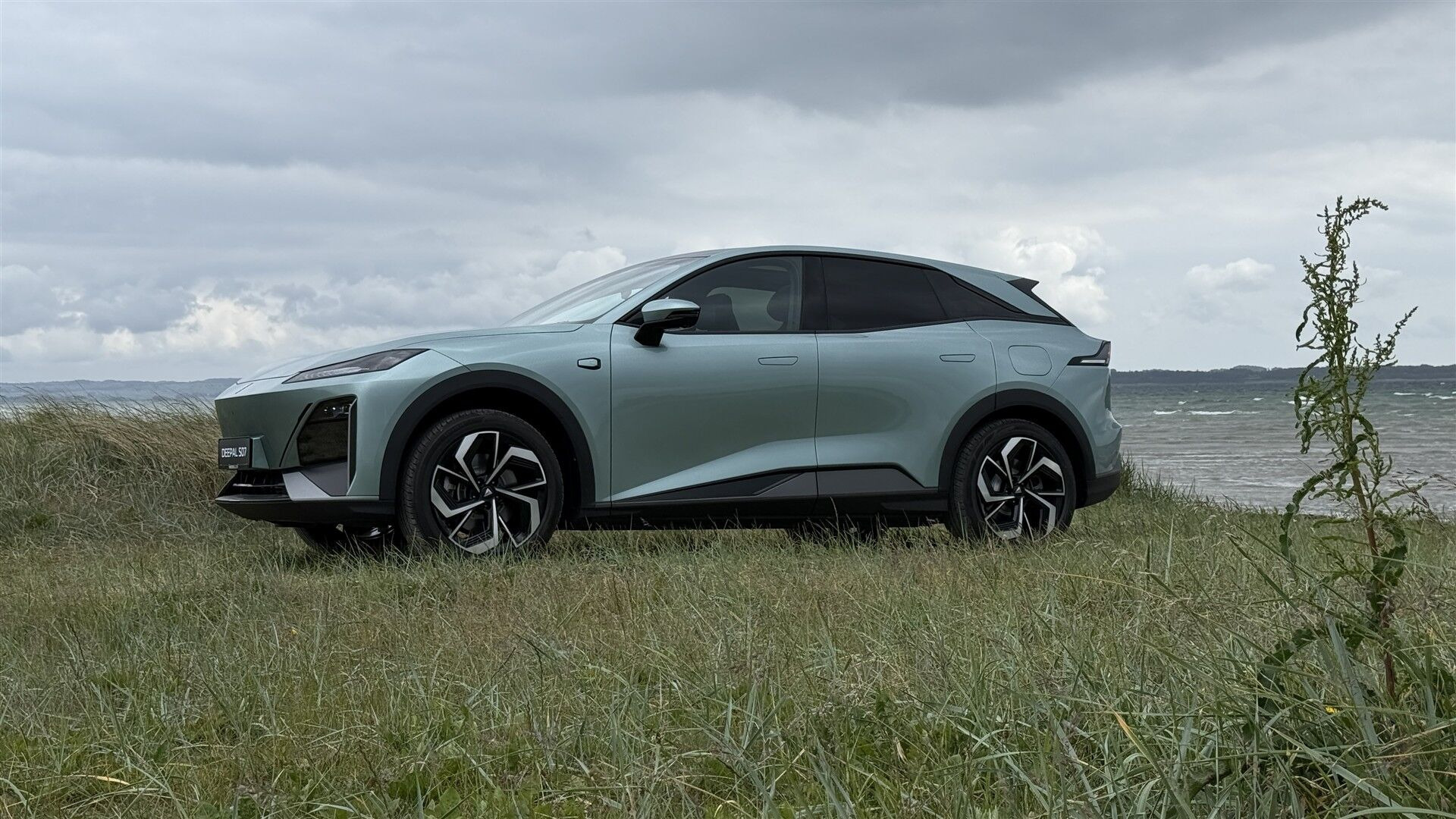 Grøn Changan Deepal S07 fra 2026 set udefra