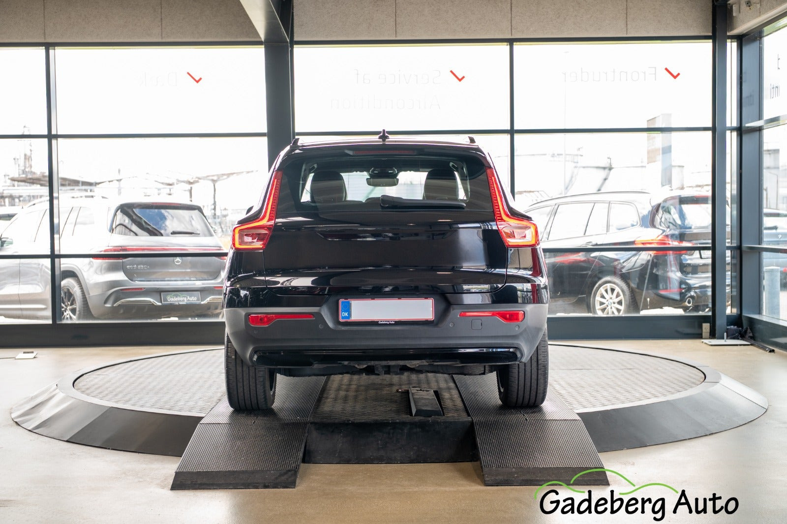 Sort Volvo XC40 fra 2020