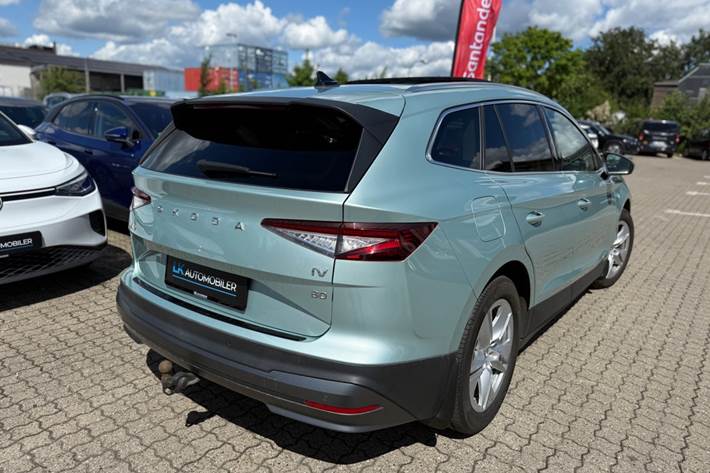 Gul Skoda Enyaq fra 2021