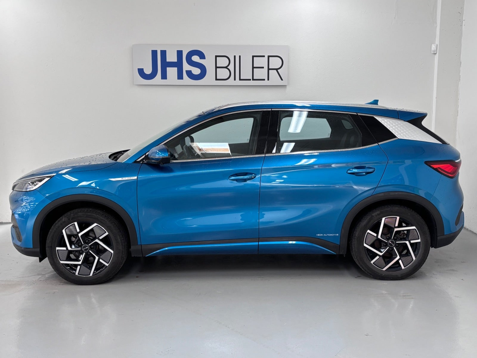 Blå BYD Atto 3 fra 2023