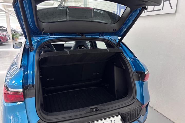 Blå BYD Atto 3 fra 2023